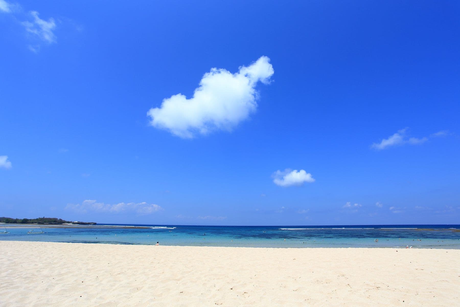 nusa dua beach