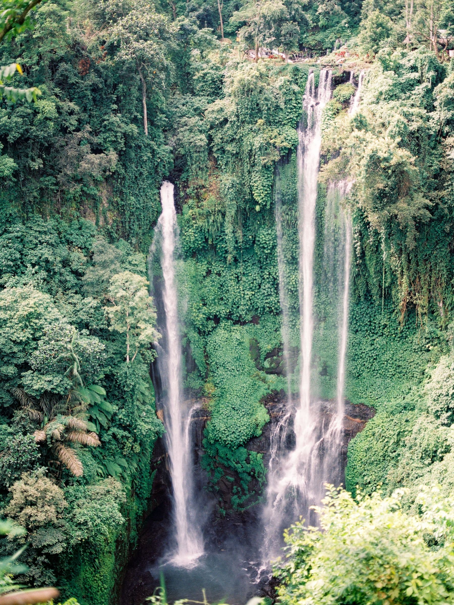 sekumpul waterfall